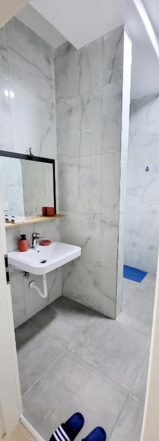 Elegant Apartment Kompleksi Magnet Tirana Exterior photo